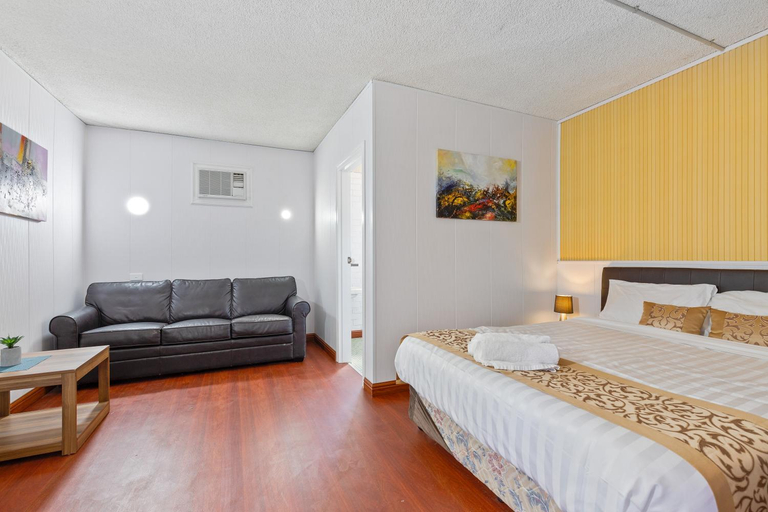 Bedroom 6
