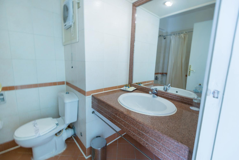Bathroom 5, Shams Safaga, Safaja