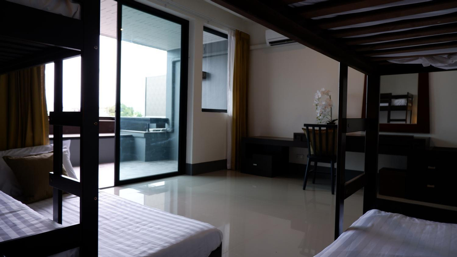 Bedroom 5