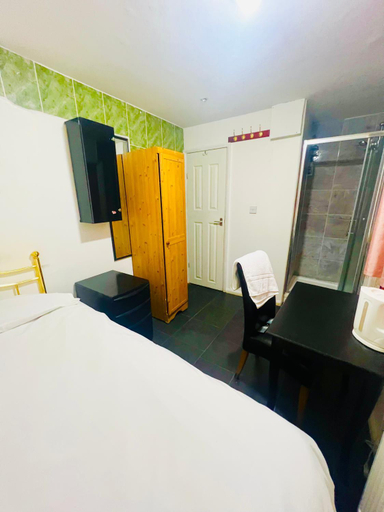 Bedroom 12