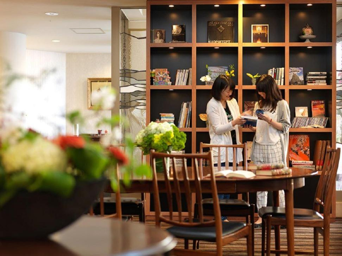 Food & Drinks 4, La Jolie Motomachi, Hakodate