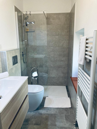 Bathroom 3, Casa Langa di Lola, Cuneo