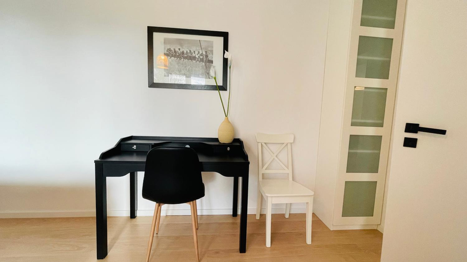 Others 2, House FLOW, 3 room, free 2 parking, Bratislava II