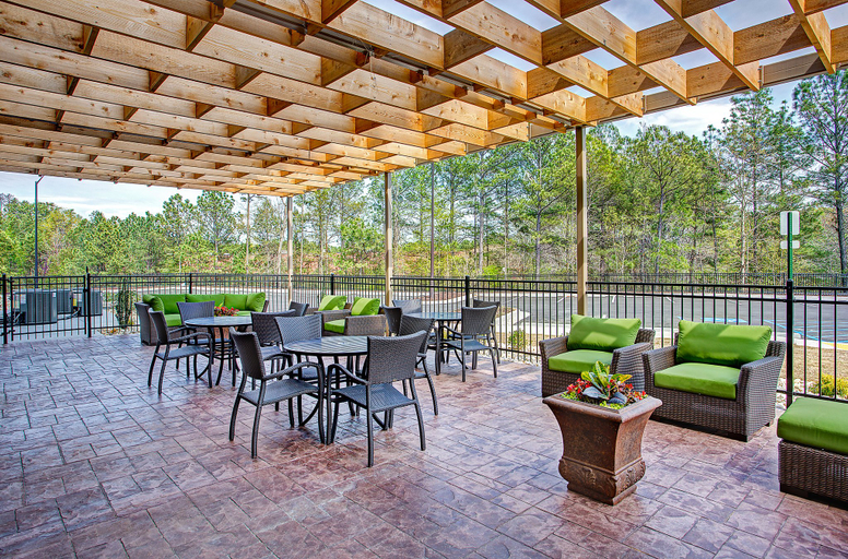 Food & Drinks 4, Holiday Inn Express & Suites COVINGTON by IHG, Newton