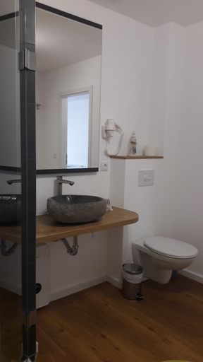 Bathroom 2, Pension Rabe Haus Retzi Rabe, Nordwestmecklenburg