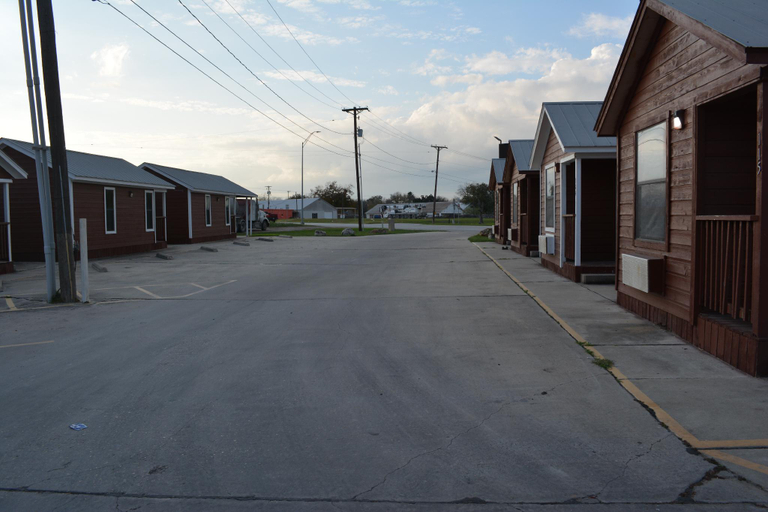 Others 5, Texas Lodge Kenedy, Karnes