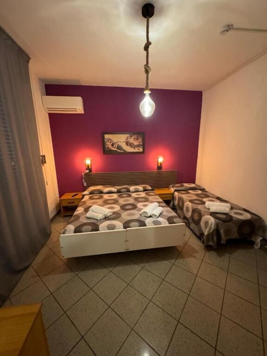 Bedroom 3, Liston, Rimini