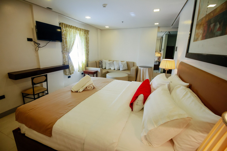 Bedroom 4, Belltower Csheli Suites Bantay - Vigan By Zuzu, Bantay