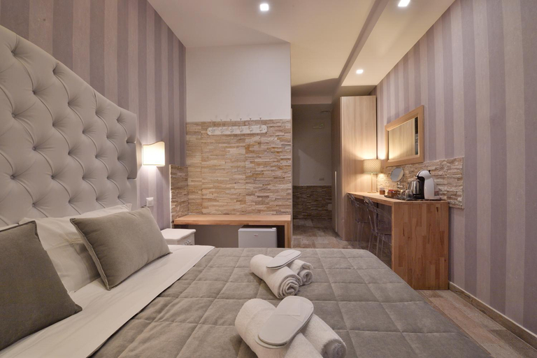 Others 5, Veneto Suite Rome, Rome