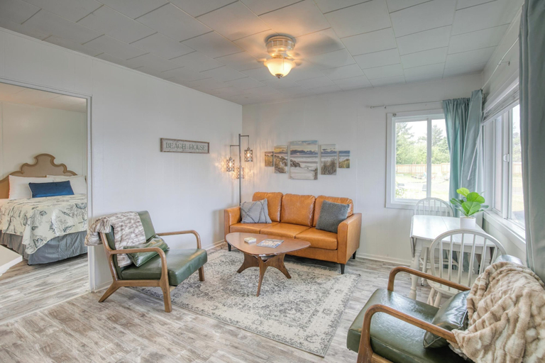 Others 5, Ocean Spray Beach Resort, Grays Harbor