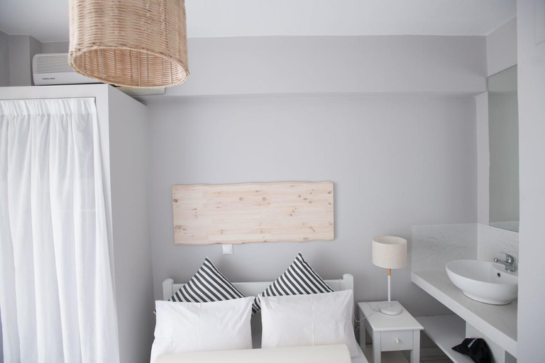 Bedroom 3, Akra Morea Hotel & Residences, Peloponnese