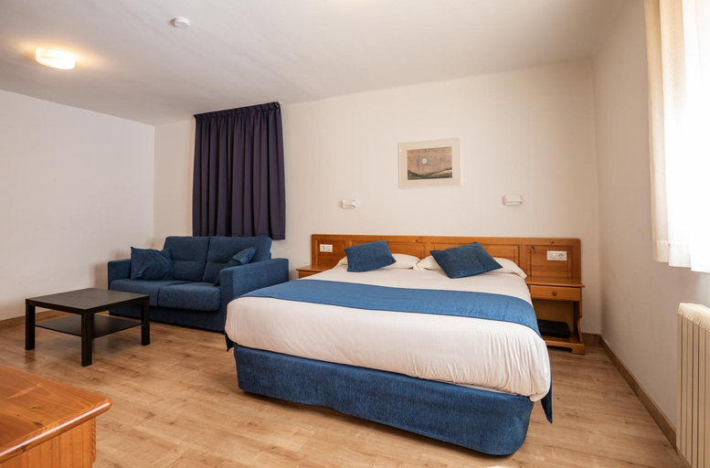 Bedroom 4, Hotel Marxant, Lleida