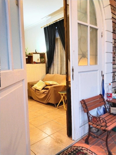 Exterior & Views 7