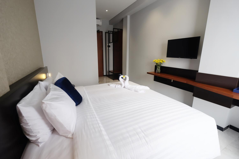 Bedroom 8