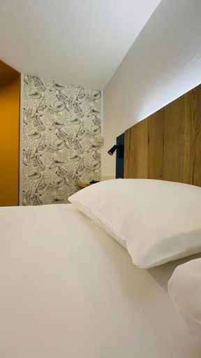 Bedroom 14