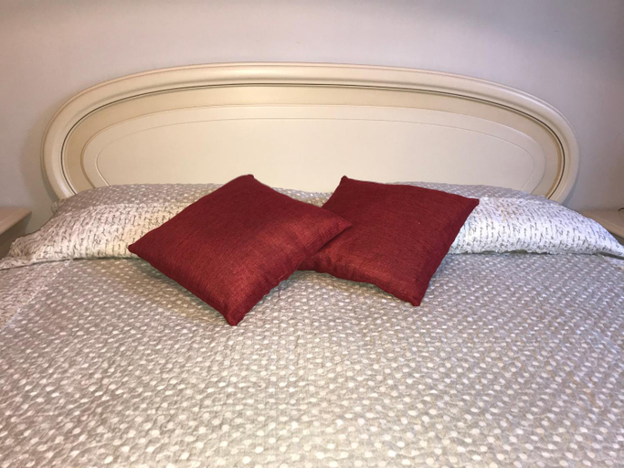Bedroom 2, Appartamento Jolie - Vicino alle spiagge con AC, La Spezia