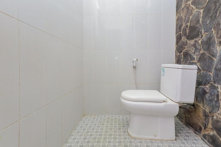 Bathroom 7