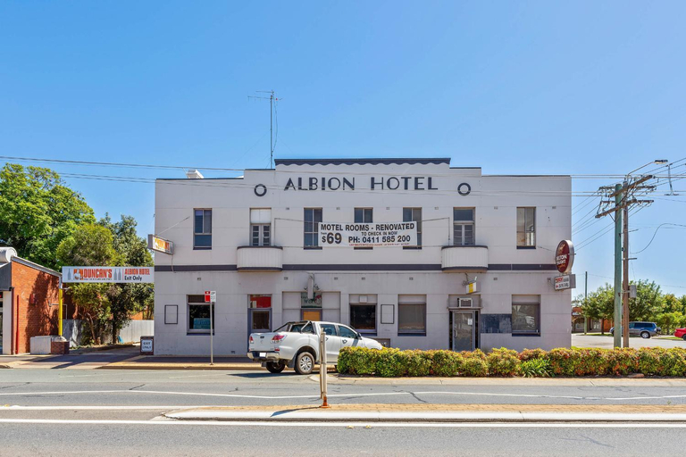 Exterior & Views 1, Albion Hotel-Motel Finley, Berrigan