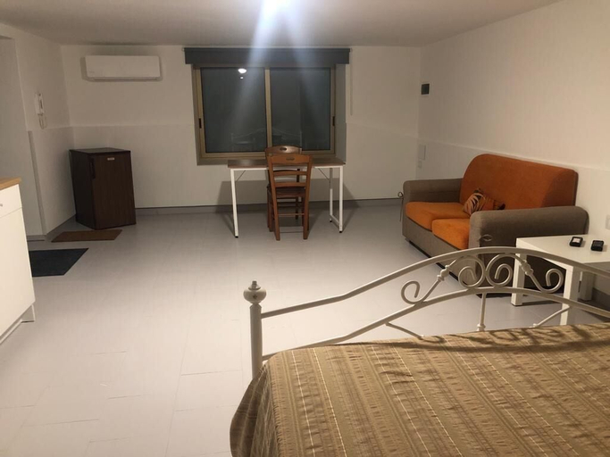 Bedroom 2, B&B il girasole, Caserta