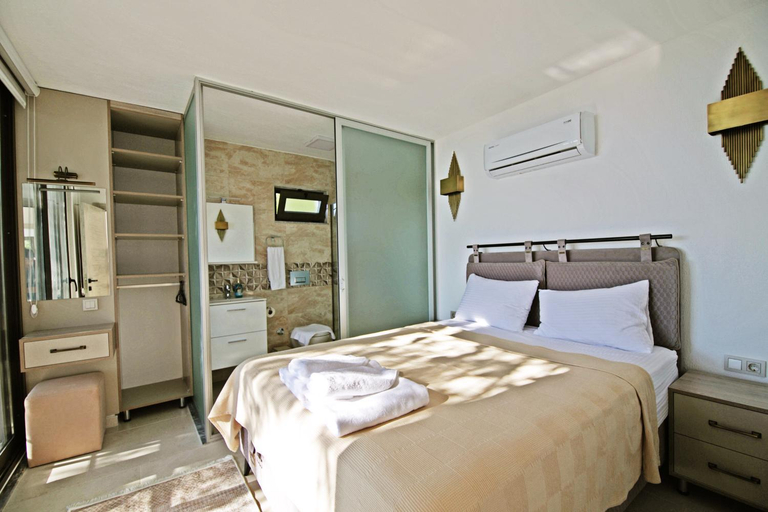 5, Villa With a Private Heated Pool, Jacuzzi, Overlooking Spectacular Views Of The Sea, Kaş