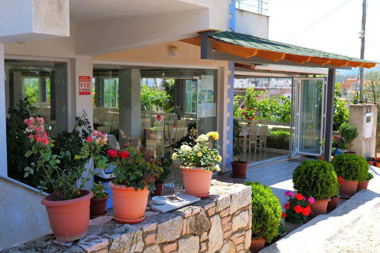 Others 2, Aleksander ApartHotel, Sarandës