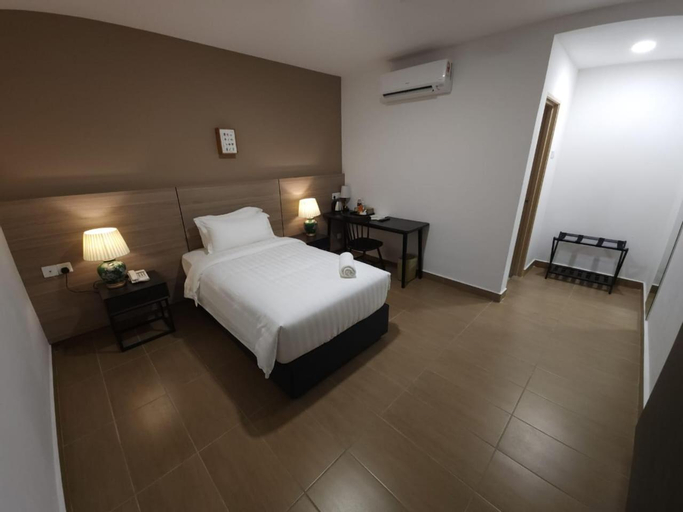 Bedroom 5