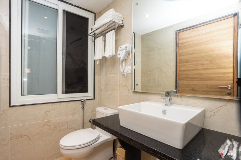Bathroom 4, Shuvatara Suites & Spa Thamel, Bagmati