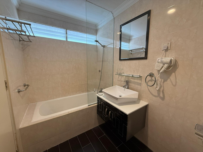 Bathroom 3
