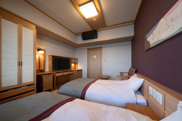 Bedroom 8