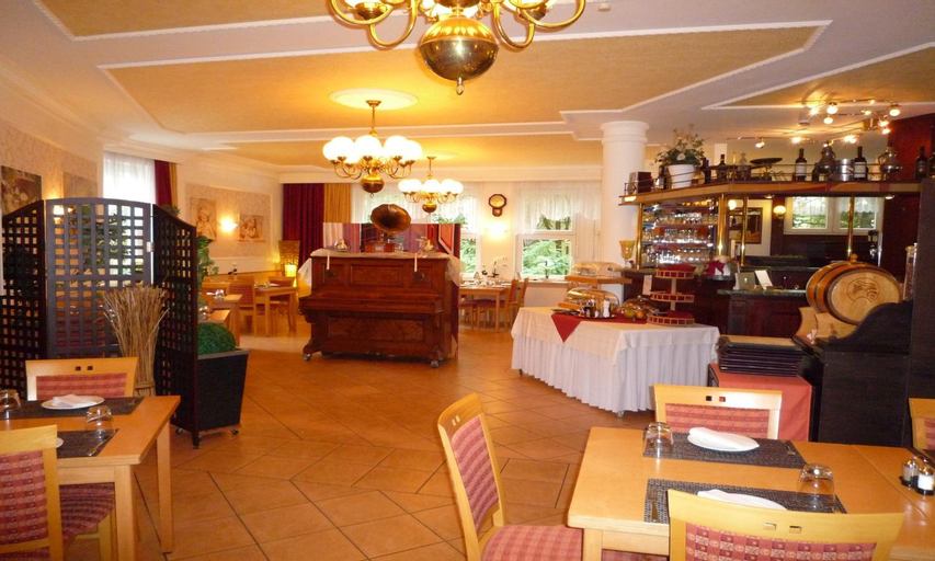 Food & Drinks 3, Hotel Abalone, Remscheid