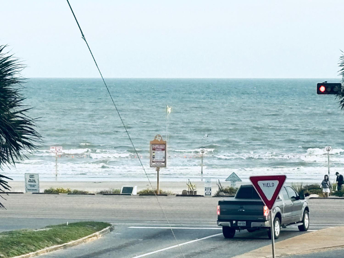 Others 3, Beautiful newly renovated beachfront condo at Casa Del Mars, Galveston