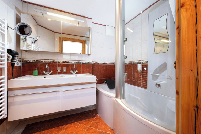 Bathroom, Hotel Sonnhof, Sankt Johann im Pongau