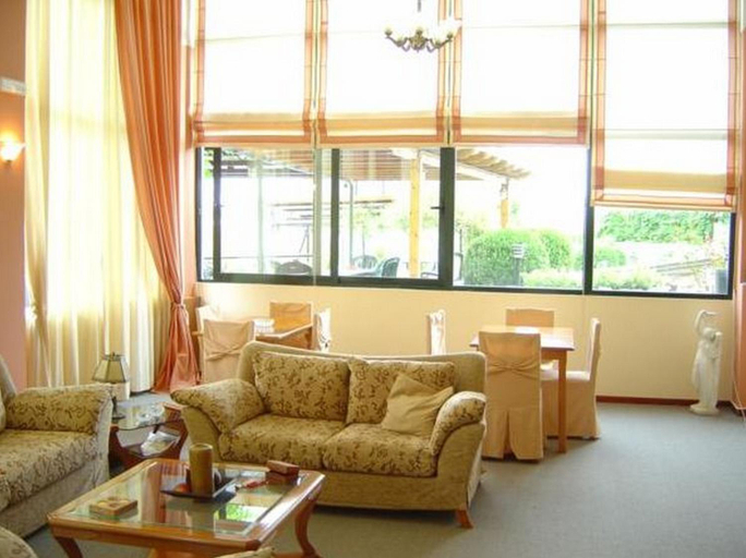 Others 4, Morfeas Hotel, Central Greece