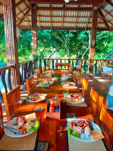 Food & Drinks 5, Chaipura Resort, Koh Chang
