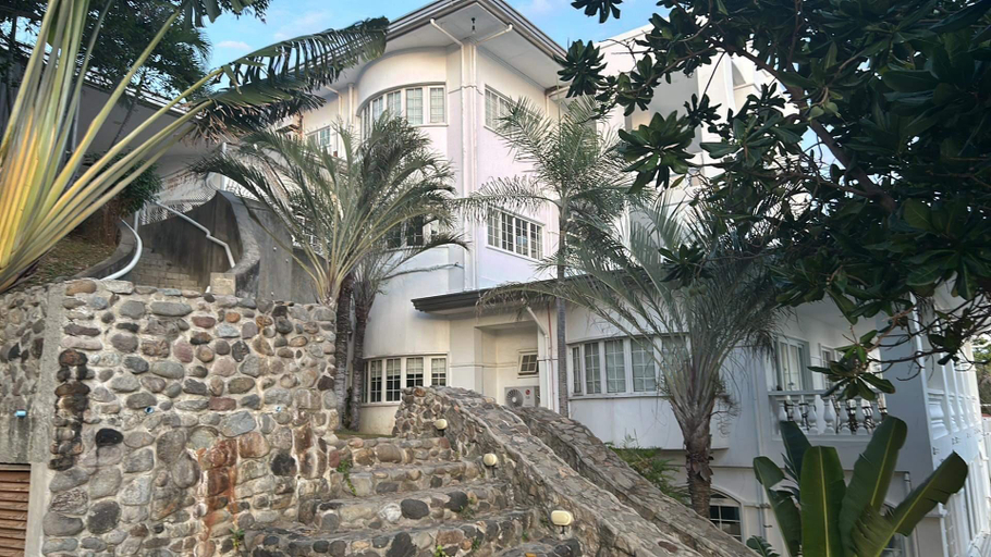 Exterior & Views 1, The Private House Restaurant and Resort, Calatagan