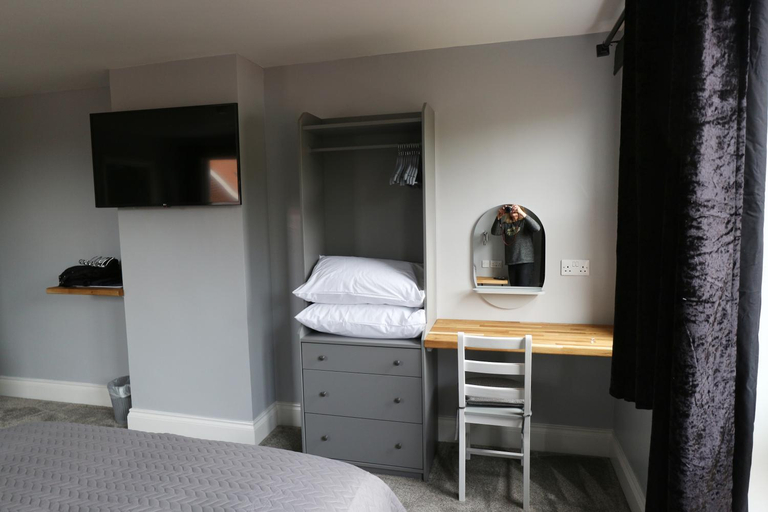 Others 4, Number 33 Room Only, North Yorkshire