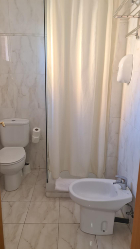 Bathroom 5, Hotel Cosmos Tarragona, Tarragona