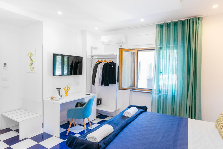 Bedroom 3, Maison Serena Sorrento, Napoli