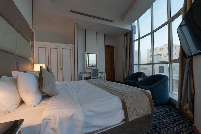 Bedroom 4, Platinum Alkhamseen Serviced Apartments, Taif