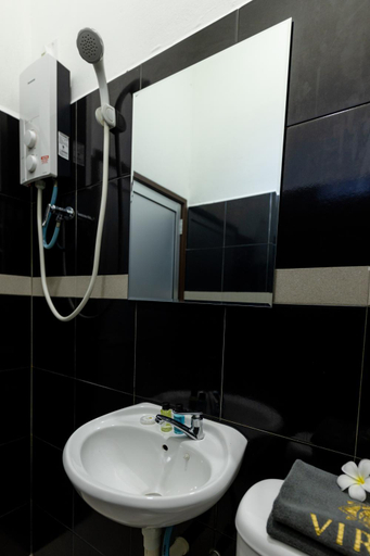 Bathroom 5, Cenang Rooms With PooI by Virgo Star Resort, Langkawi
