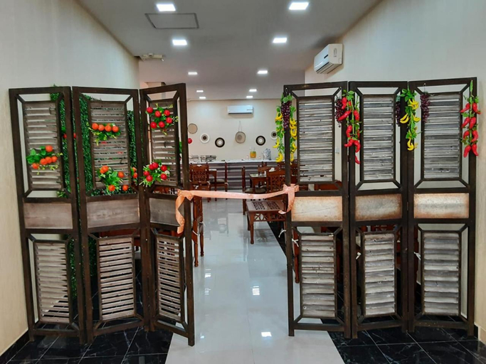 Food & Drinks 4, Alpha Suites, Salalah