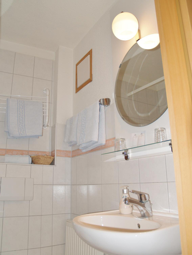 Bathroom, Hotel Goldenes Faß, Würzburg
