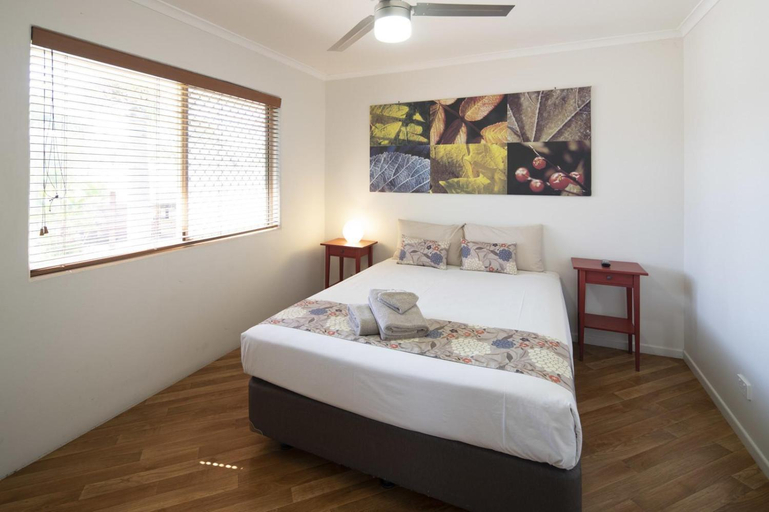 Bedroom 2, Ingenia Holidays Taigum, Taigum-Fitzgibbon