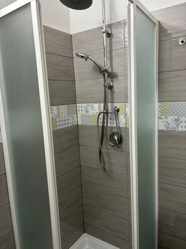Bathroom 5, B&B il girasole, Caserta