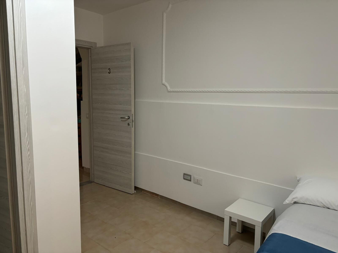 Bedroom 3, B&B il girasole, Caserta