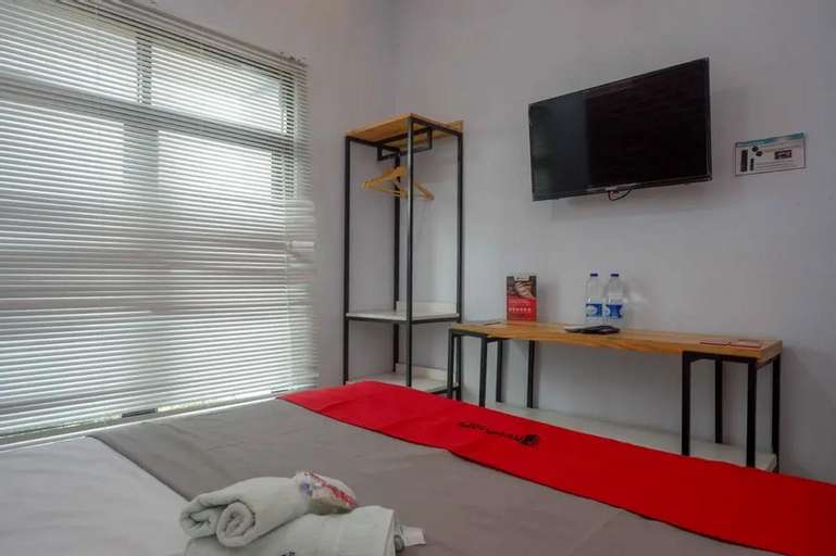 Bedroom 27