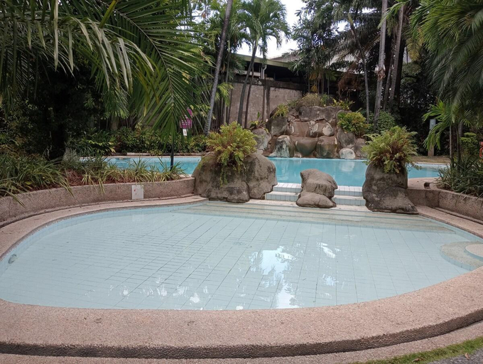 Others 3, Condotel in Pasig City - Hampton Gardens, Pasig City