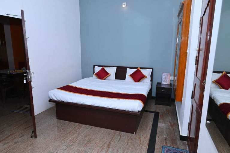 Bedroom 2, Prakash Residence, Puducherry