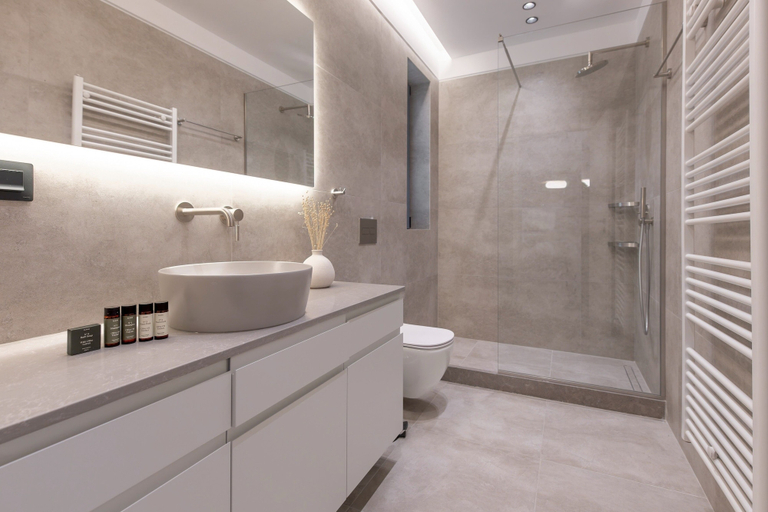 Bathroom, Phaedrus Living: Athens Luxury Residences Sands., Attica
