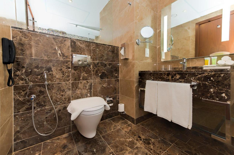 Bathroom 5, Holiday Suites Al Aziziah, Makkah